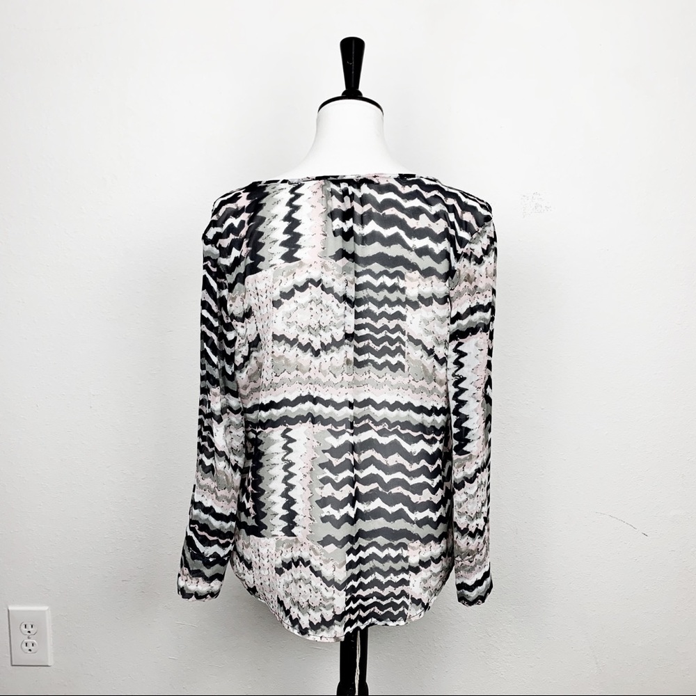 Collective Concepts Sheer Button Down Blouse Sz S - image 5